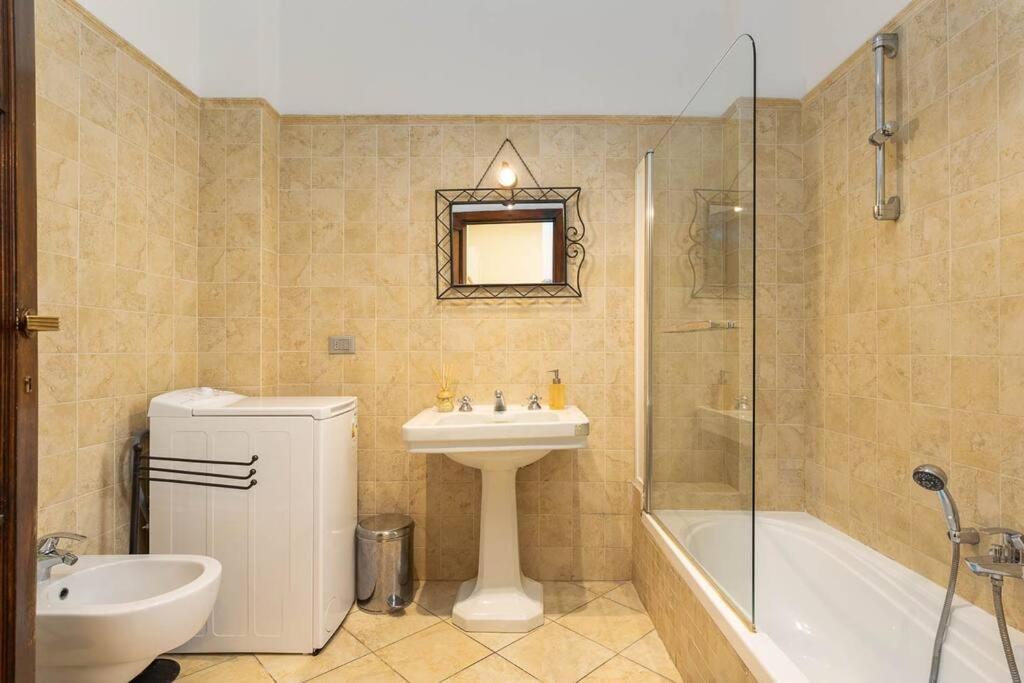 DuomoElegant Apartment In The Center Of Флоренція Екстер'єр фото